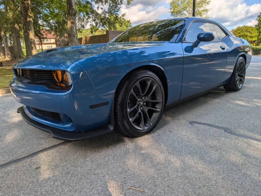 2022 Dodge Challenger R/T Scat Pack photo 1