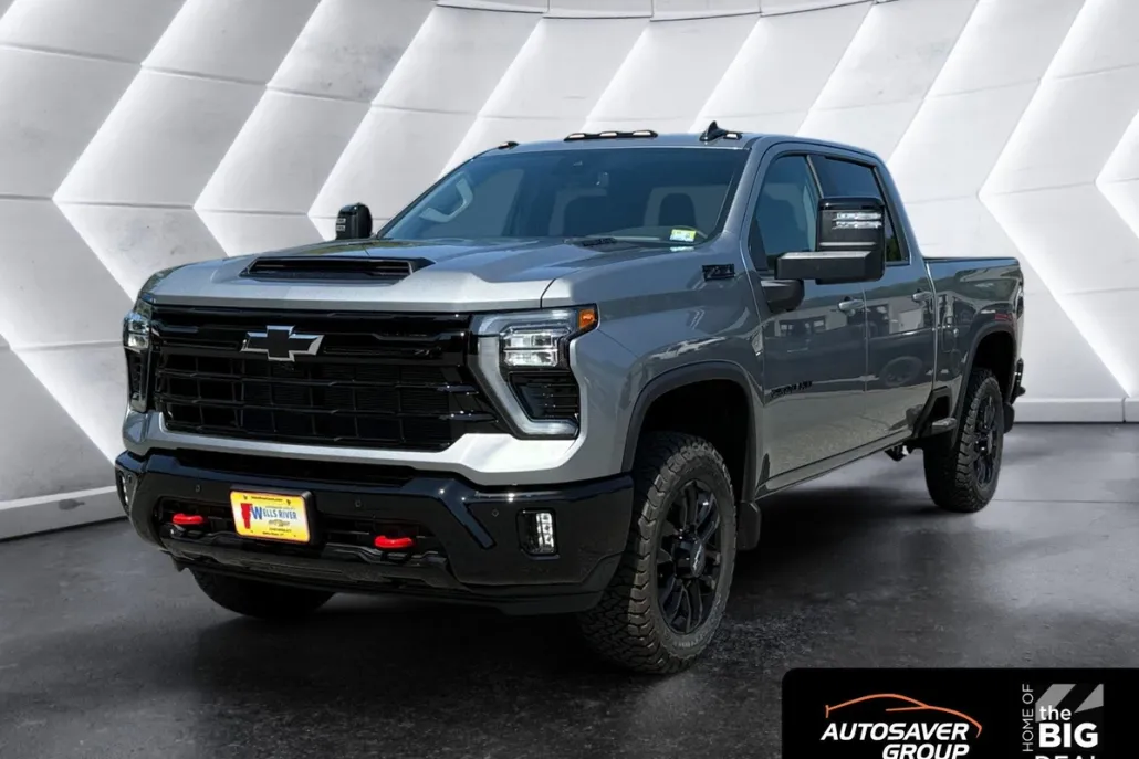 2025 Chevrolet Silverado 2500HD LT photo 1