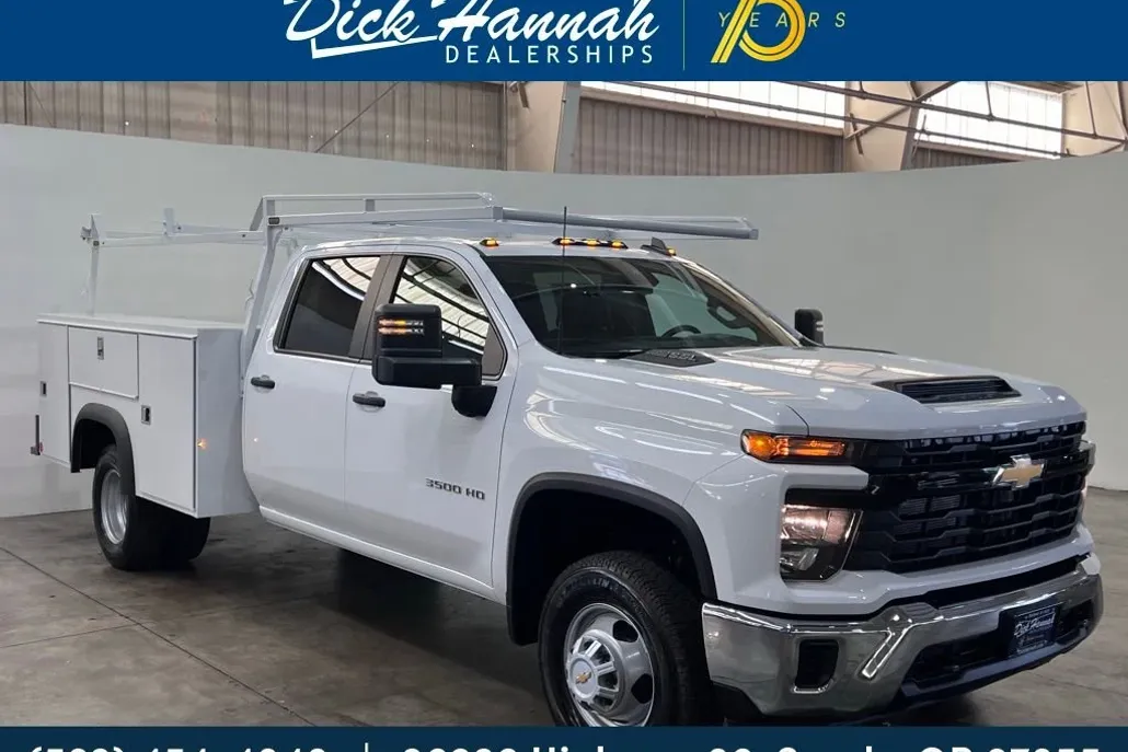 2024 Chevrolet Silverado 3500HD Work Truck photo 1