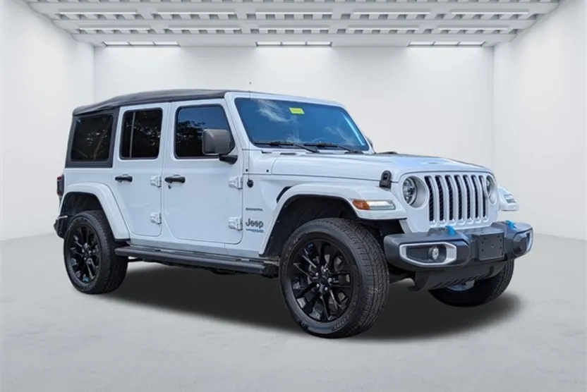 2022 Jeep Wrangler Unlimited Sahara 4xe photo 1