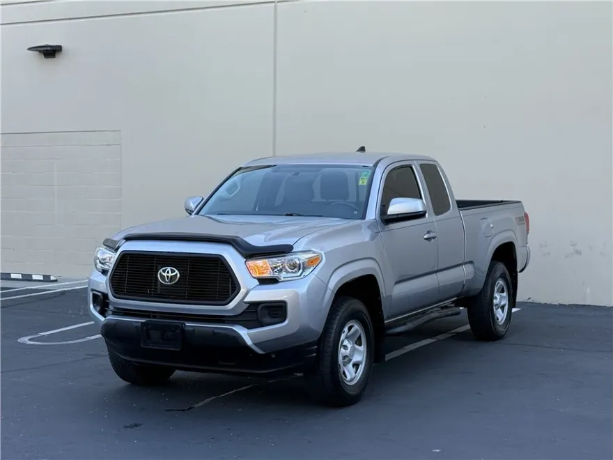 2016 Toyota Tacoma Access Cab SR photo 1