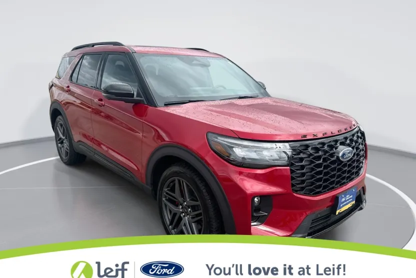 2025 Ford Explorer ST photo 1