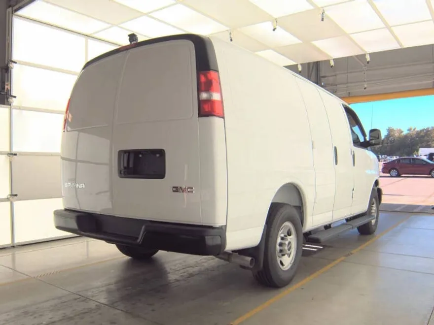 2025 Gmc Savana 2500 Cargo photo 1