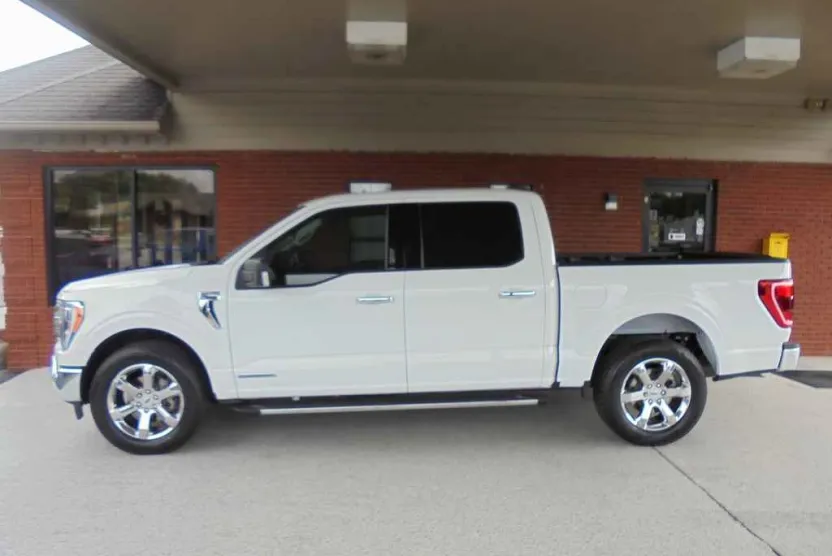 2021 Ford F-150 XLT photo 1