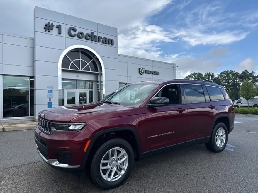 2025 Jeep Grand Cherokee Laredo X photo 1