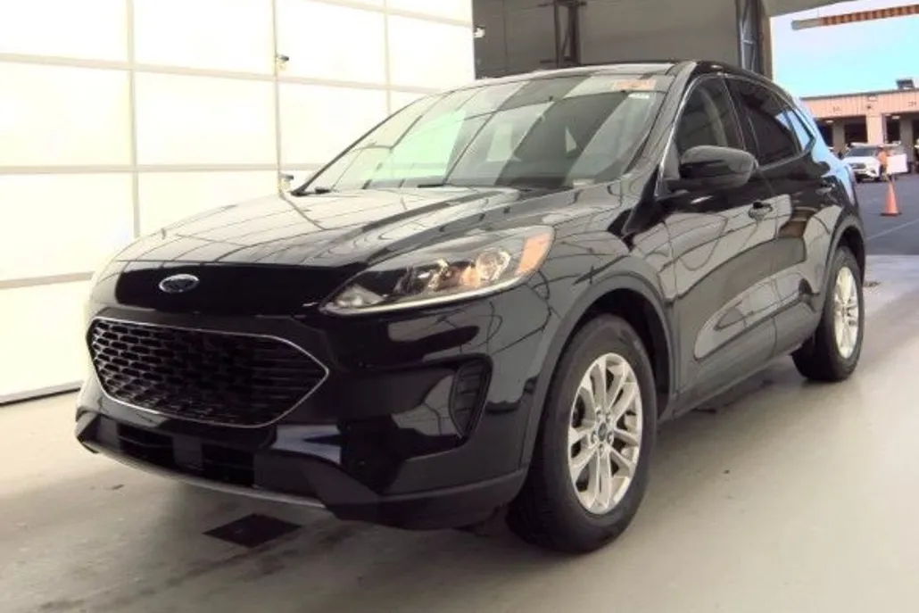 2020 Ford Escape SE photo 1