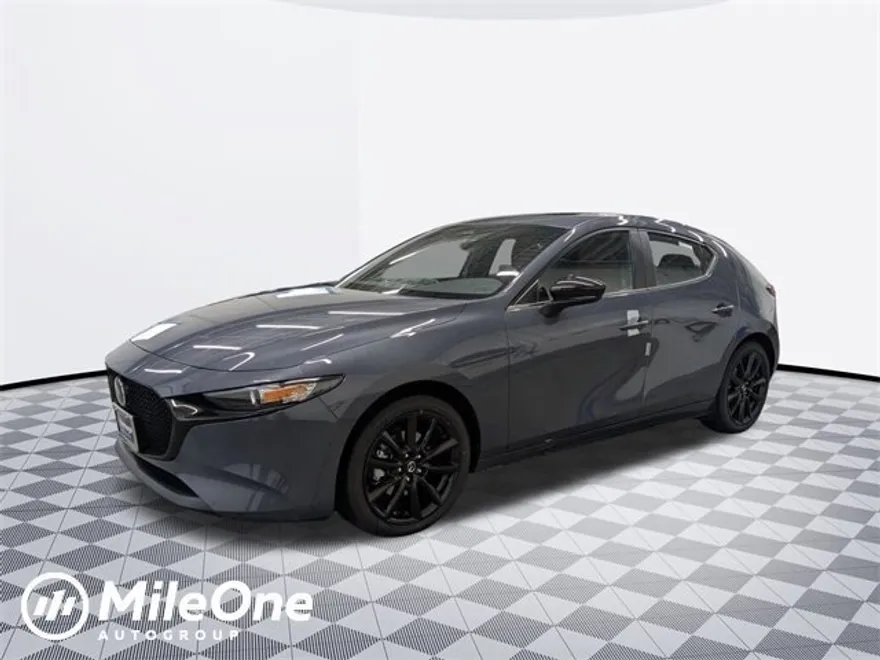 2025 Mazda Mazda3 Hatchback 2.5 s Carbon photo 1
