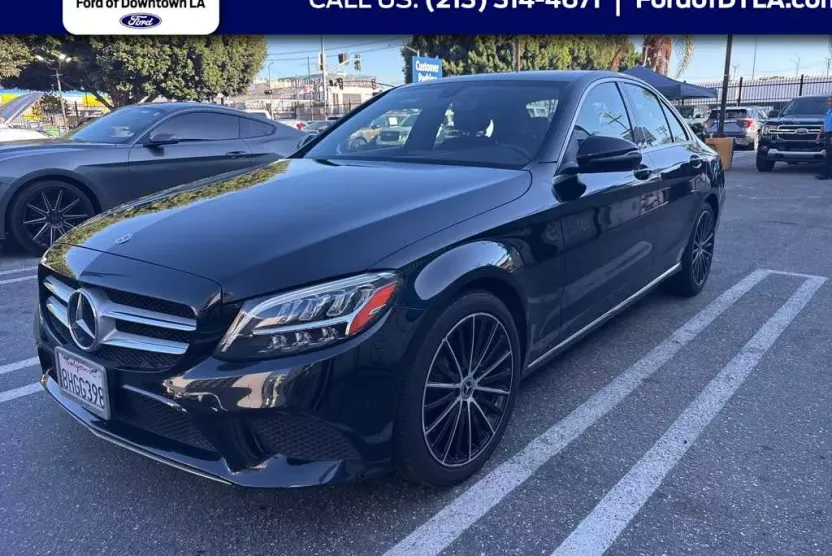 2019 Mercedes Benz C 300 photo 1