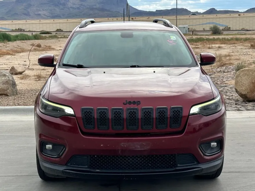 2020 Jeep Cherokee Altitude photo 1