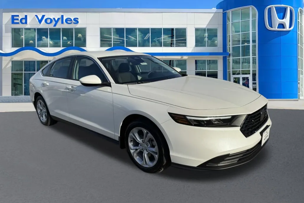 2025 Honda Accord LX photo 1