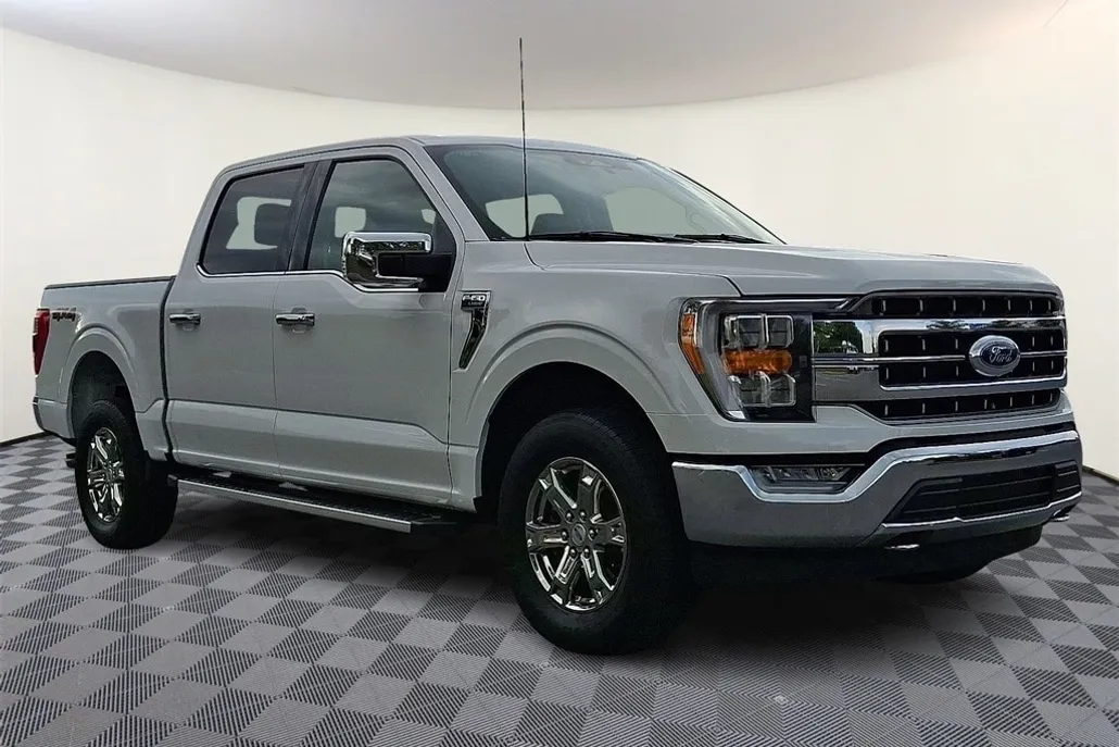 2023 Ford F-150 Lariat photo 1