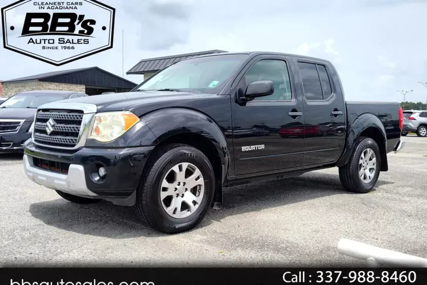 2010 Suzuki Equator photo 1