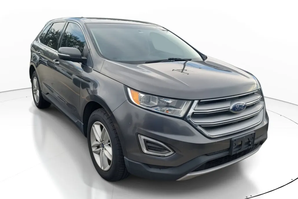 2017 Ford Edge SEL photo 1