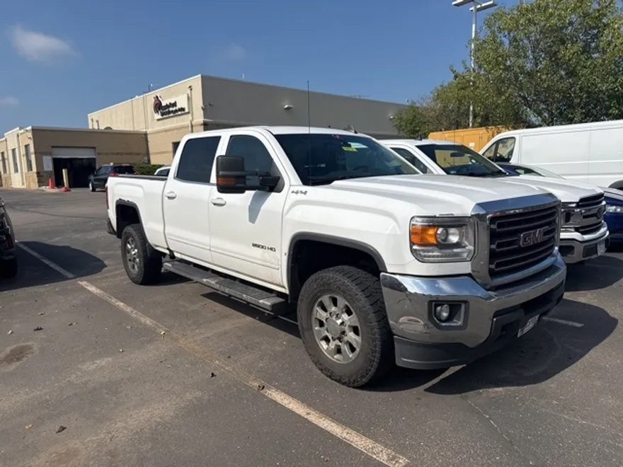 2016 Gmc Sierra SLE photo 1
