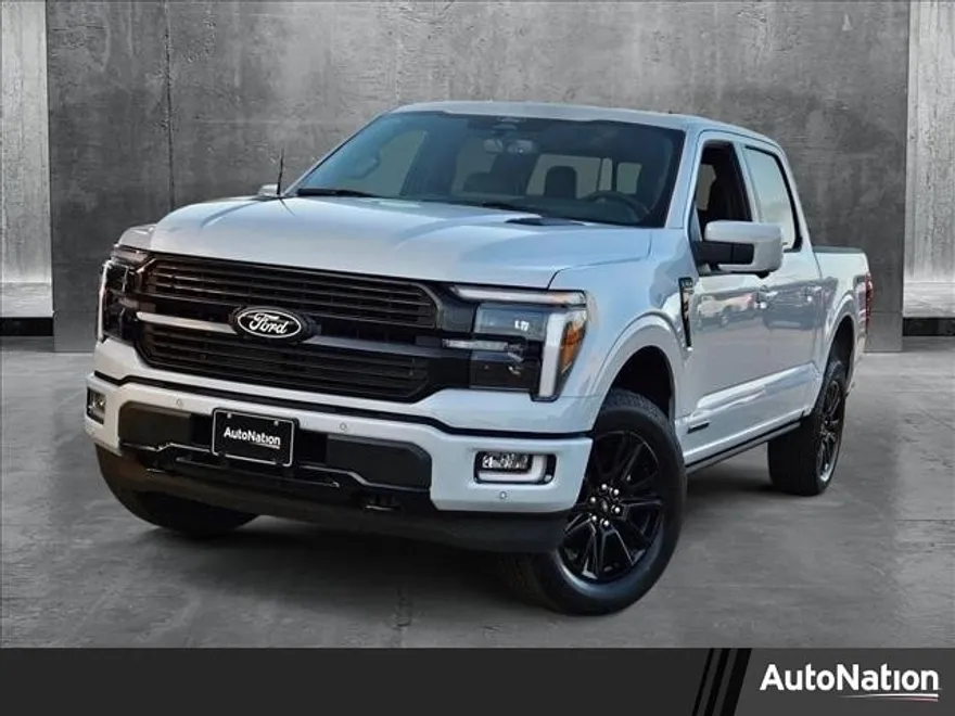 2025 Ford F-150 Platinum photo 1
