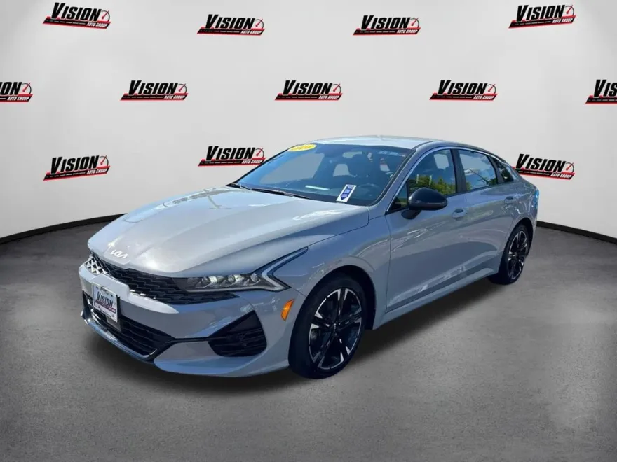 2024 Kia K5 GT-Line photo 1