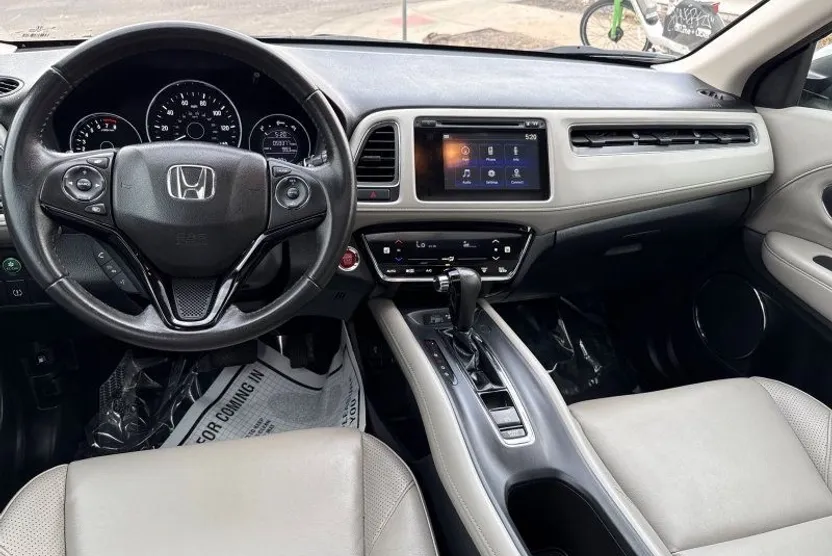 2018 Honda HR-V EX-L photo 1