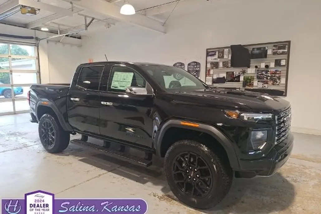 2025 Gmc Canyon Denali photo 1