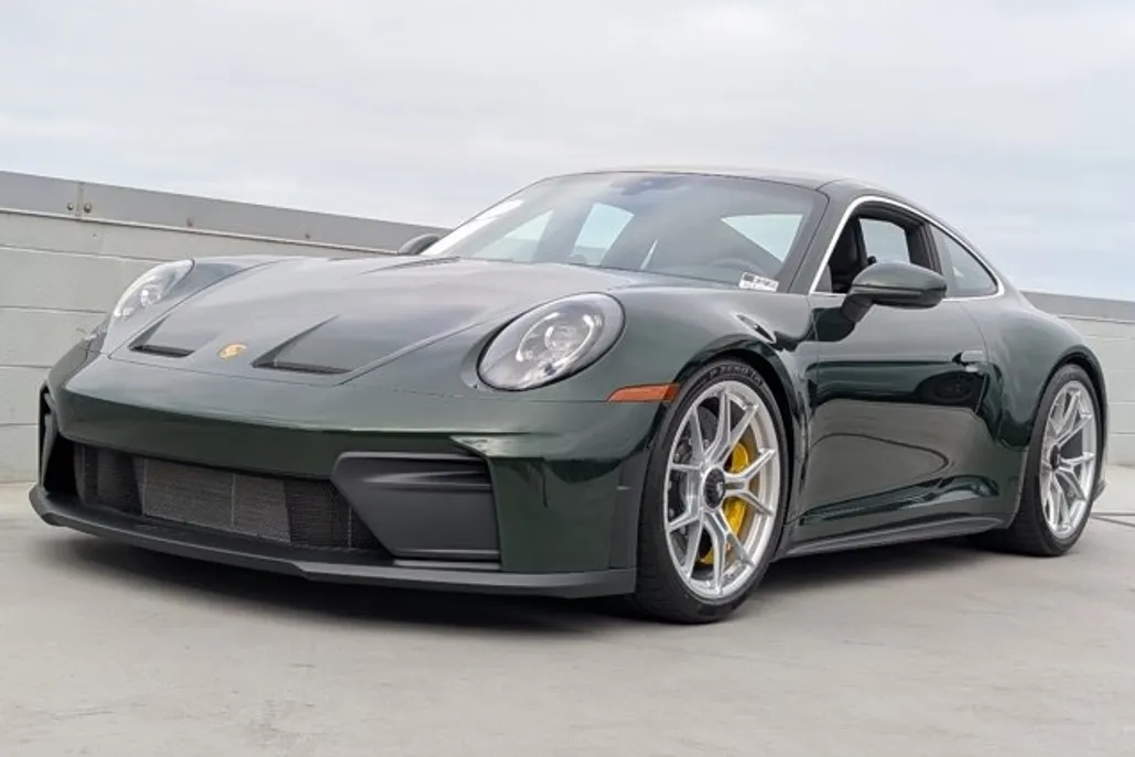 2025 Porsche 911 GT3 Touring photo 1