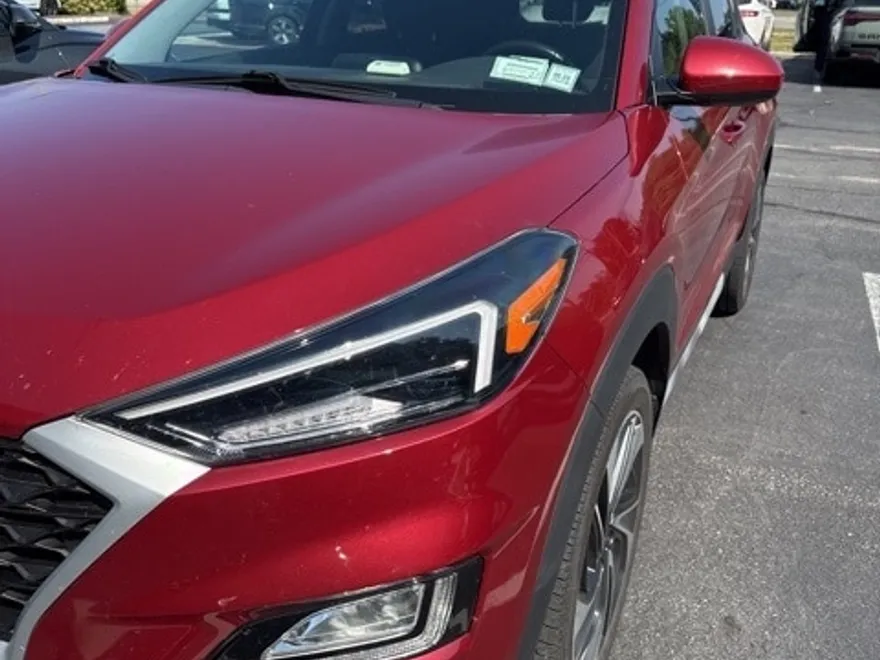 2021 Hyundai Tucson Sport photo 1