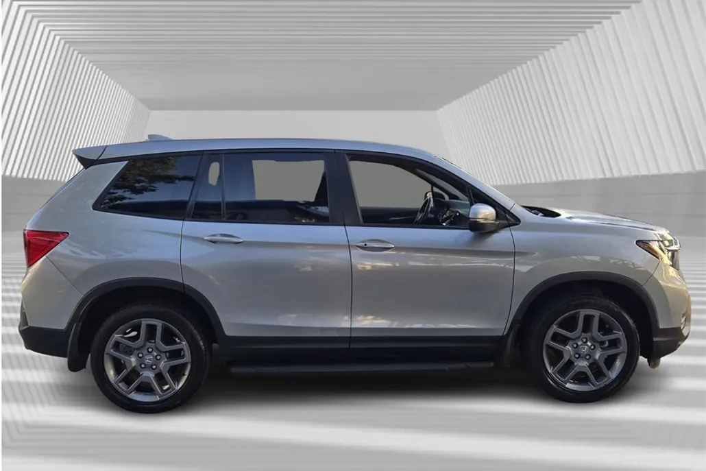 2022 Honda Passport EX-L photo 1