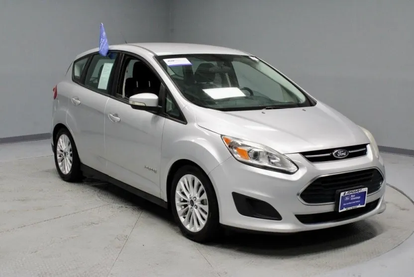 2017 Ford C-Max Hybrid SE photo 1