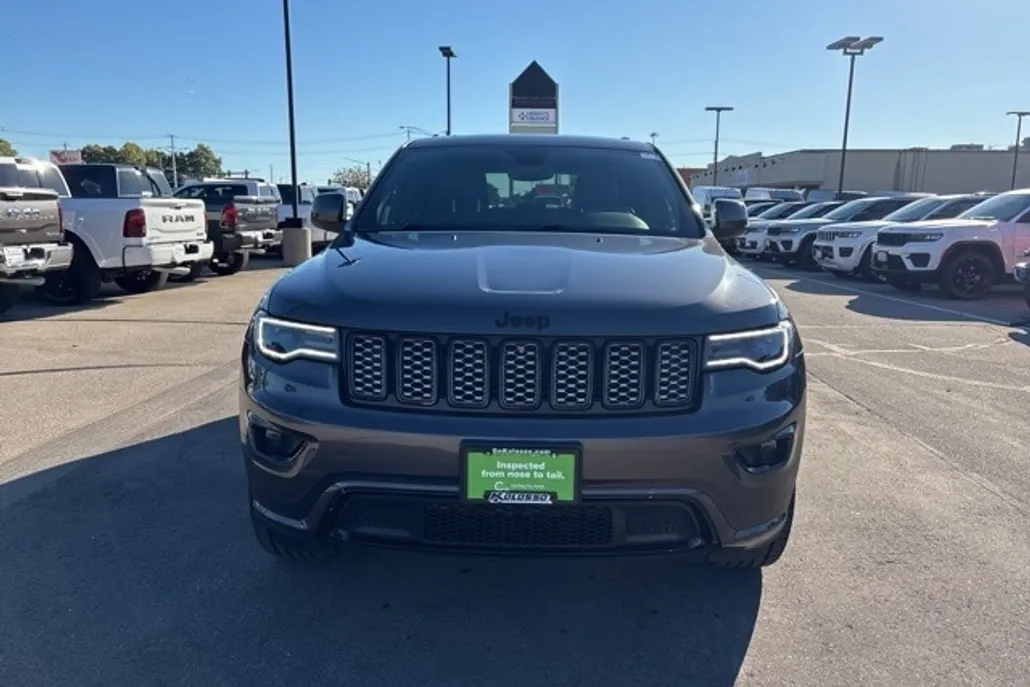 2020 Jeep Grand Cherokee Altitude photo 1