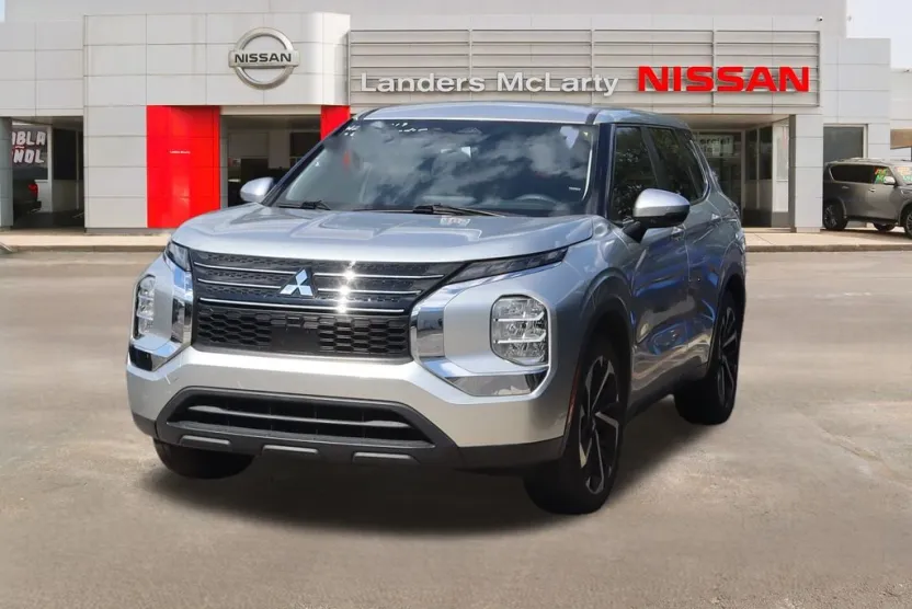 2022 Mitsubishi Outlander ES photo 1
