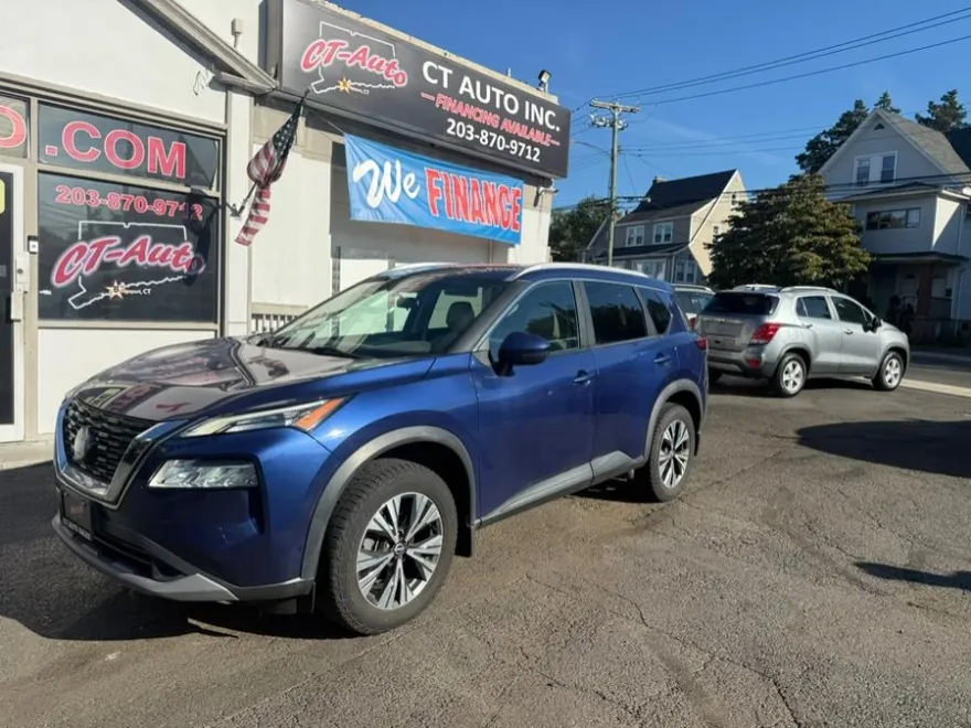 2022 Nissan Rogue SV photo 1