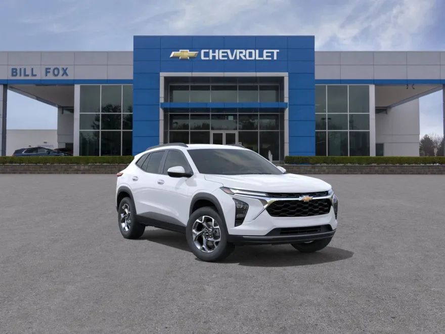2025 Chevrolet Trax LT photo 1