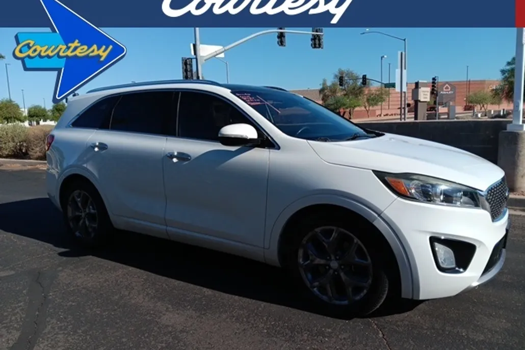2017 Kia Sorento SX photo 1