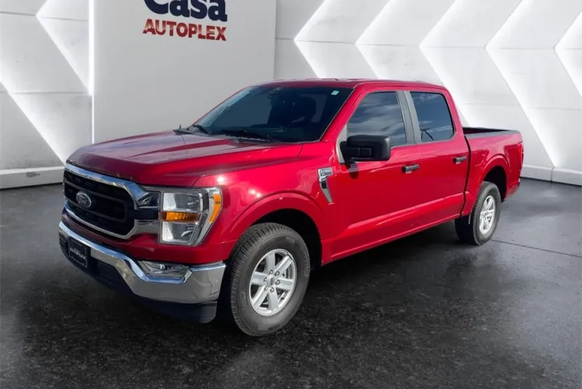 2021 Ford F-150 XLT photo 1