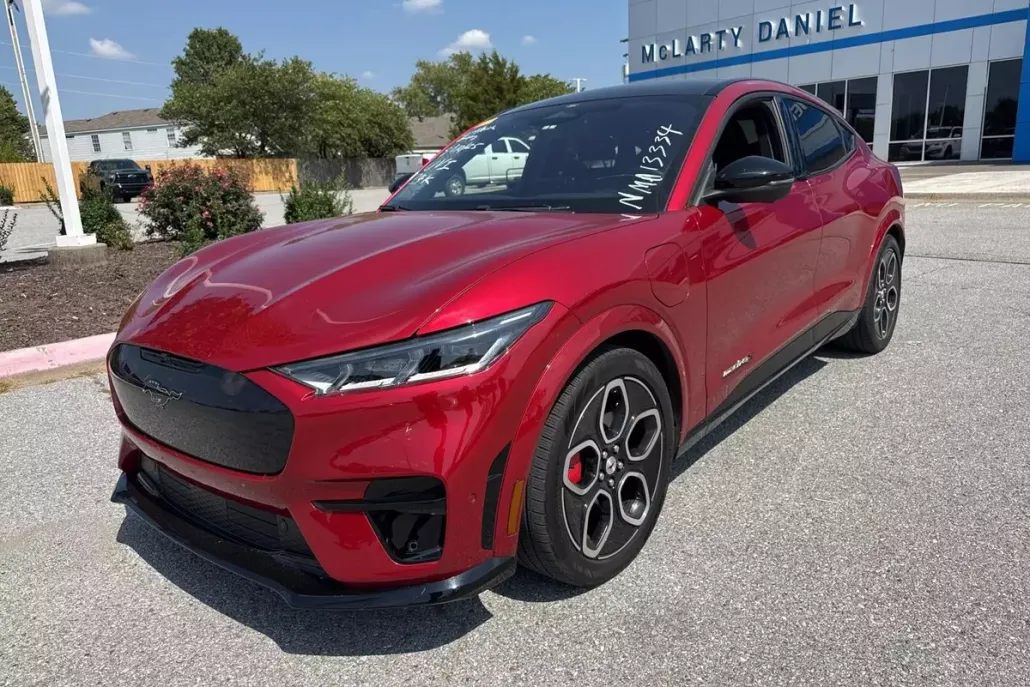 2022 Ford Mustang Mach-E GT photo 1