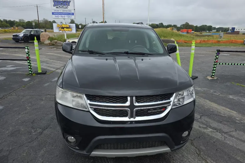2017 Dodge Journey SXT photo 1