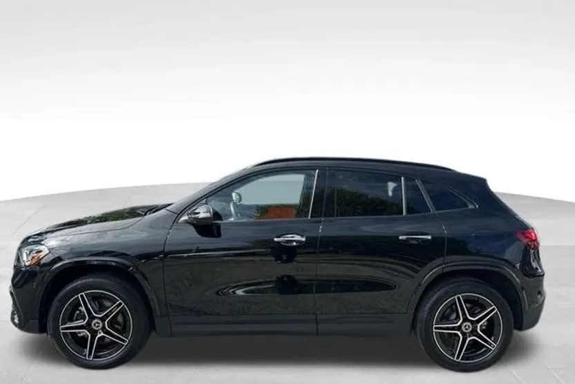 2025 Mercedes Benz GLA 250 4MATIC photo 1