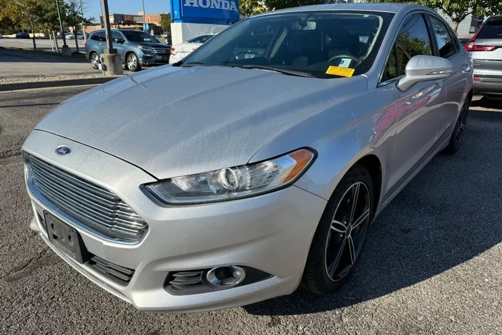 2014 Ford Fusion SE photo 1
