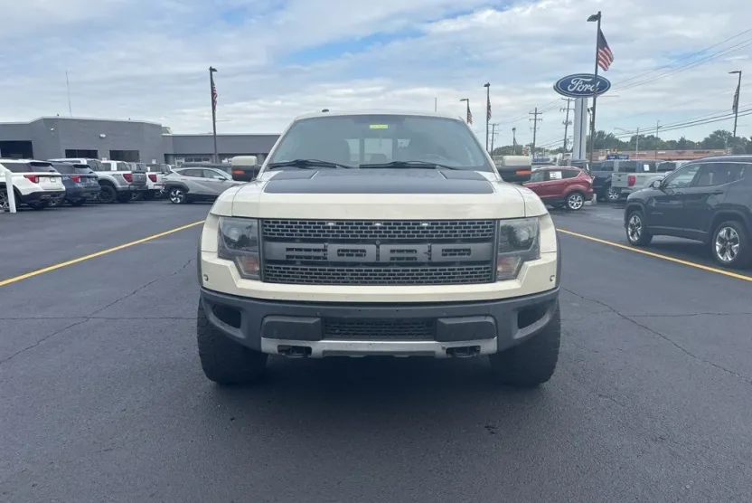 2014 Ford F-150 SVT Raptor photo 1