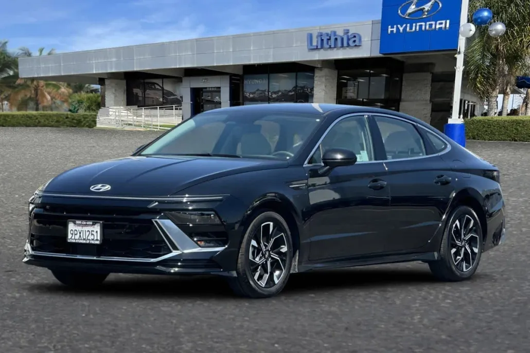 2024 Hyundai Sonata SEL photo 1