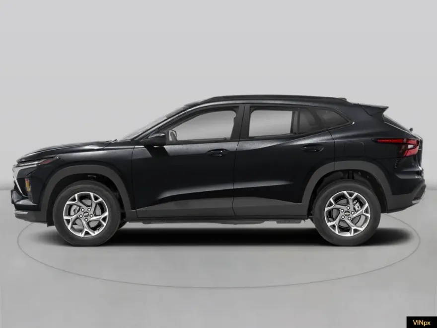 2025 Chevrolet Trax LT photo 1