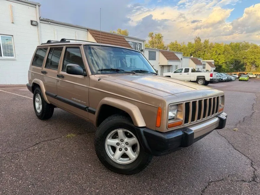 2000 Jeep Cherokee Sport photo 1