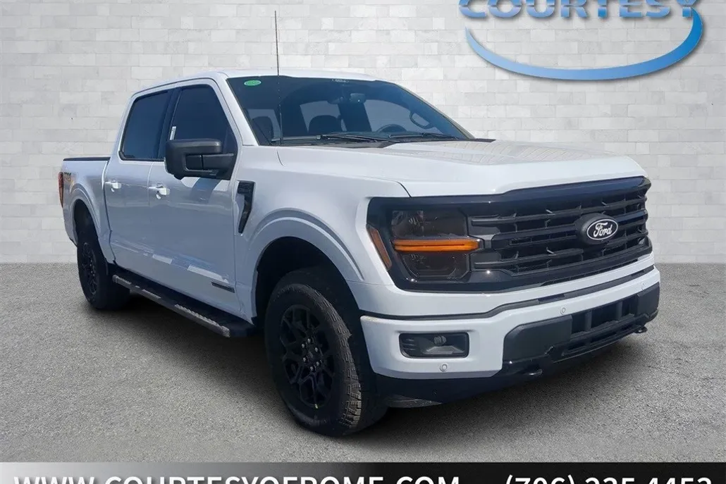 2025 Ford F-150 XLT photo 1