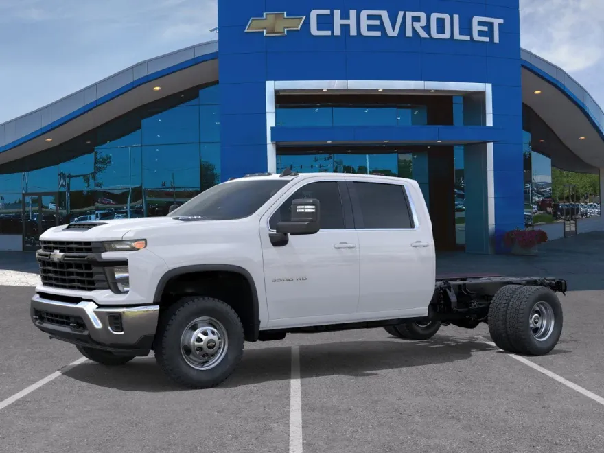 2025 Chevrolet Silverado 3500HD Work Truck photo 1