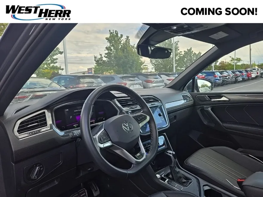 2023 Volkswagen Tiguan SE R-Line Black photo 1
