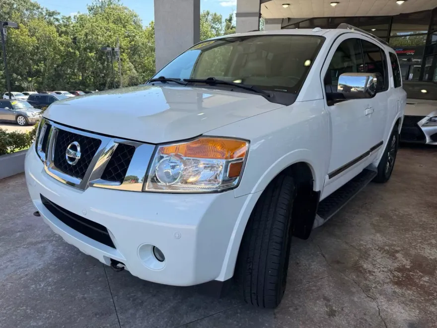 2015 Nissan Armada Platinum photo 1