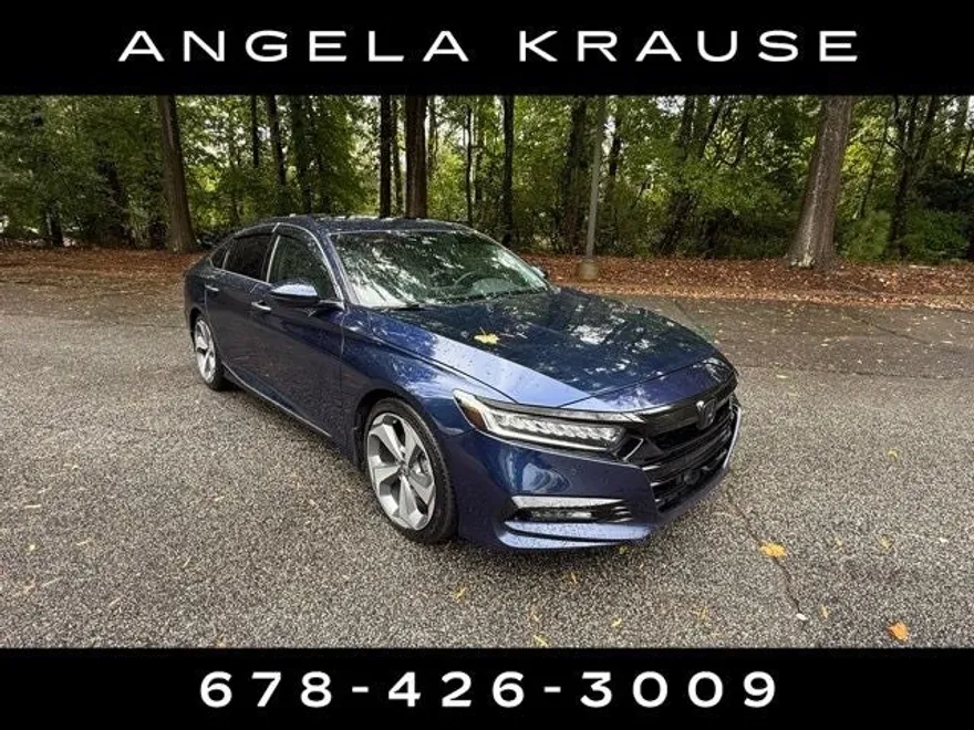 2020 Honda Accord Touring 2.0T photo 1