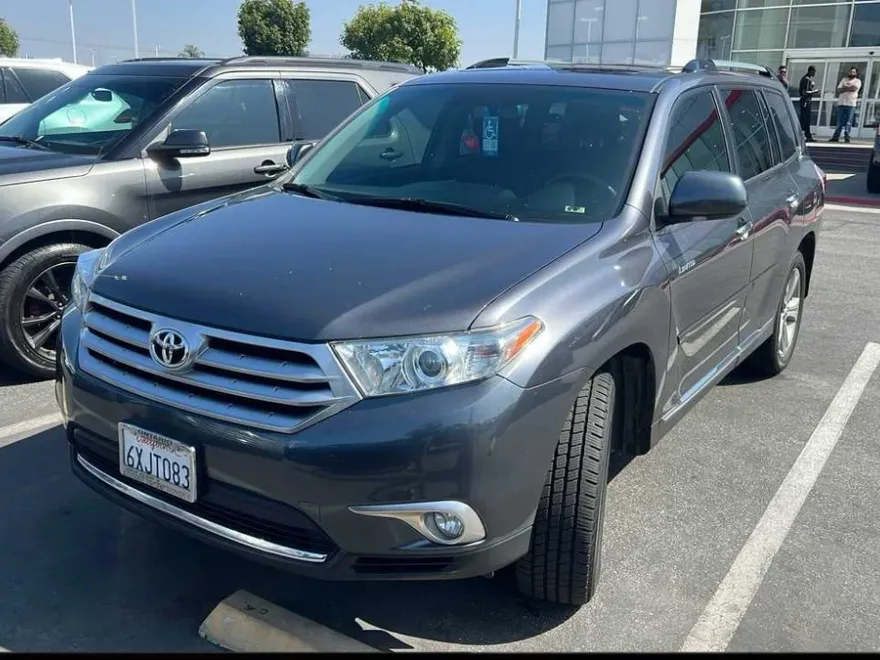 2012 Toyota Highlander Limited photo 1