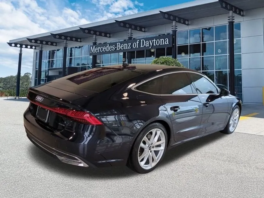 2023 Audi A7 Premium Plus photo 1