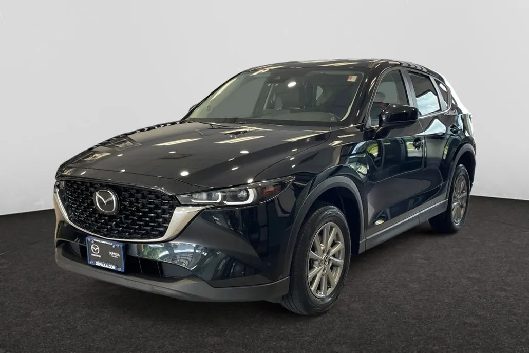 2023 Mazda CX-5 2.5 S Preferred photo 1