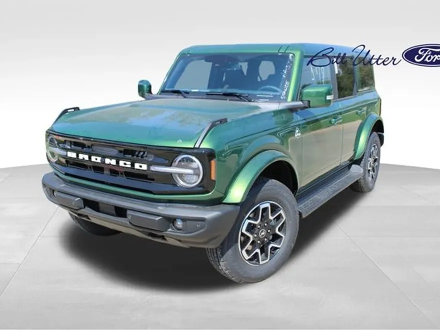 2025 Ford Bronco Outer Banks photo 1