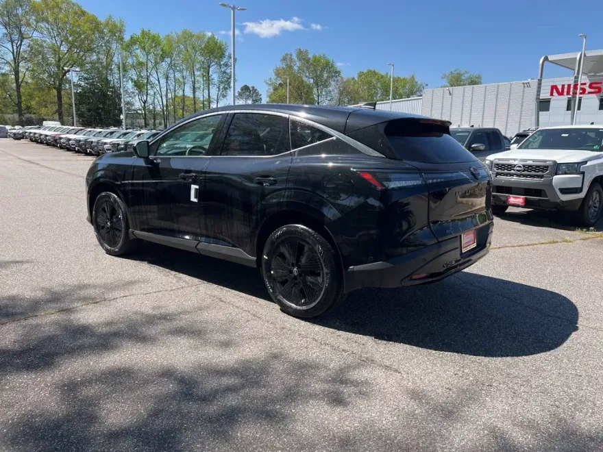 2025 Nissan Murano SV photo 1